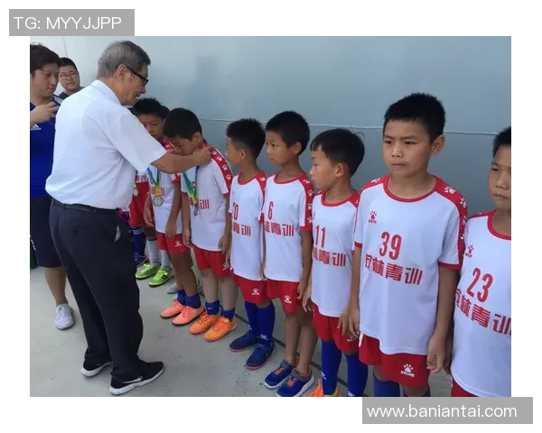 小小足球星大赛：激发孩子潜能，开启梦想之路